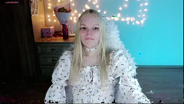 Emily Nyaffee online show from 03/12/25, 11:12