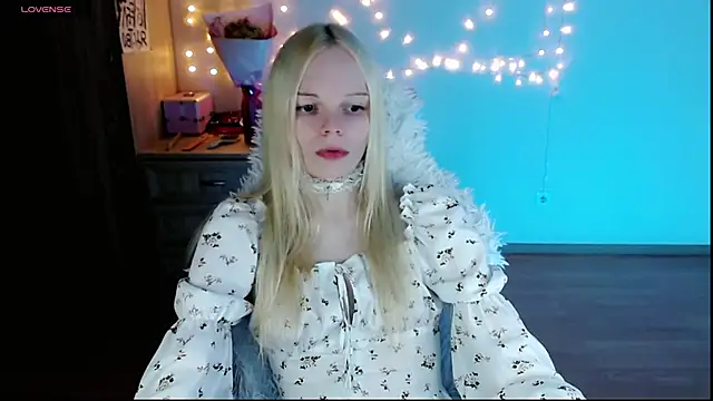 Emily Nyaffee online show from 03/14/25, 07:23