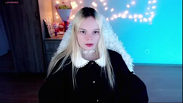 Emily Nyaffee online show from 02/22/25, 03:01