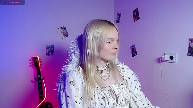 Emily Nyaffee online show from 03/24/26, 10:48