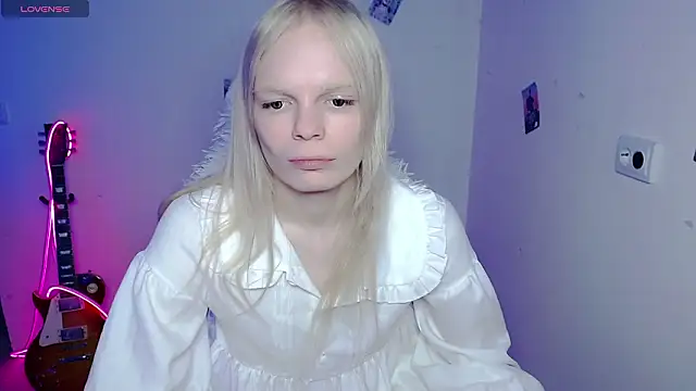 Snapshot of Emily_Nyaffee chatting on 02/08/26, 09:29 Emily Nyaffee online show from 02/08/26, 09:29