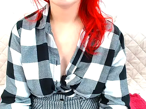 Cristina foryou online show from 12/14/25, 09:37