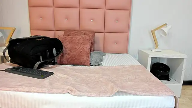 lhiamfit online show from 11/14/25, 03:54