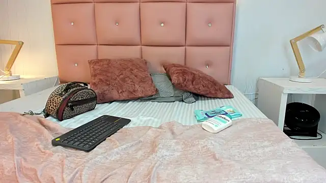 lhiamfit online show from 11/07/25, 02:54