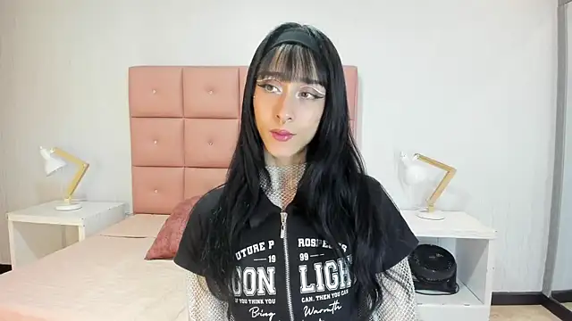 lhiamfit online show from 10/26/25, 02:45