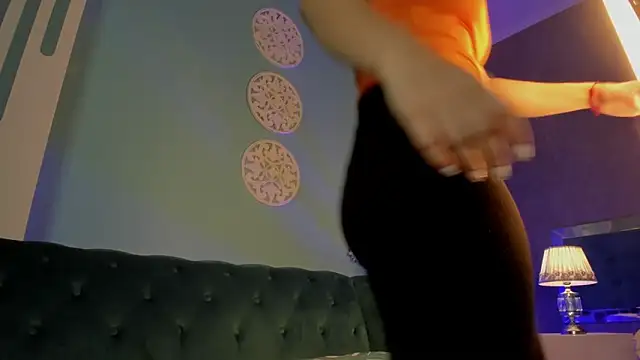 KarlynHoliss online show from 12/09/24, 11:47