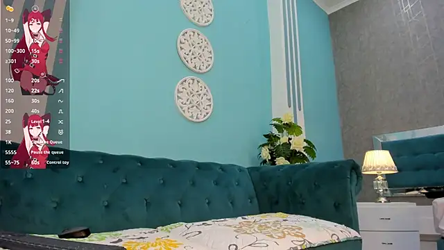KarlynHoliss online show from 12/10/24, 11:54