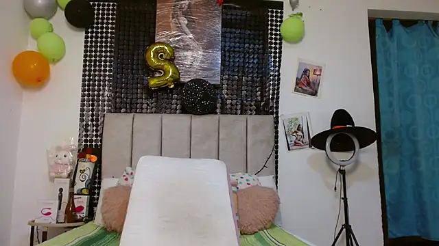 Wilson Siara online show from 11/15/25, 02:59