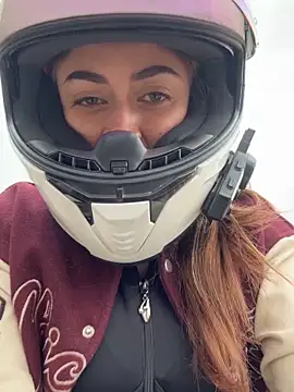 babesamanta online show from 12/21/25, 08:42