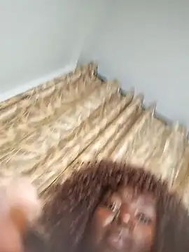 Snapshot of hornycreamybabe chatting on 09/30/25, 12:16 hornycreamybabe online show from 09/30/25, 12:16