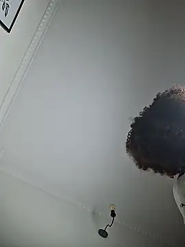 Snapshot of hornycreamybabe chatting on 10/02/25, 02:15 hornycreamybabe online show from 10/02/25, 02:15