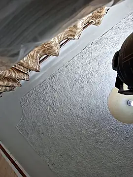 Snapshot of hornycreamybabe chatting on 02/16/25, 11:05 hornycreamybabe online show from 02/16/25, 11:05