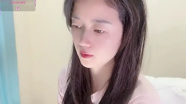 A-xena online show from 12/14/25, 02:29