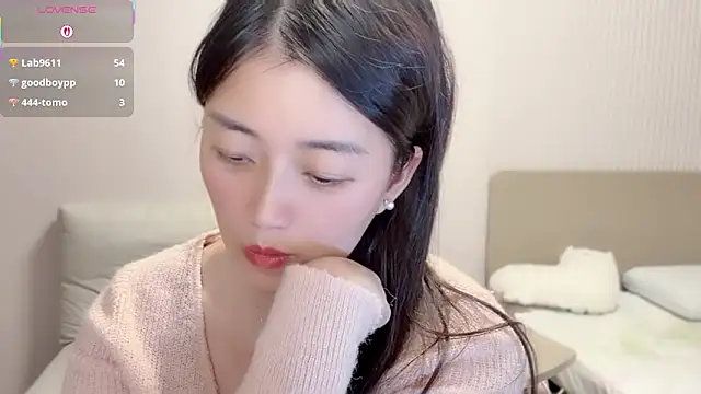 A-xena online show from 10/25/25, 03:01