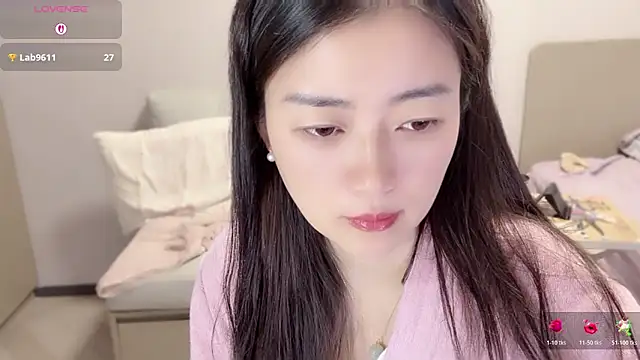 A-xena online show from 11/04/25, 02:37