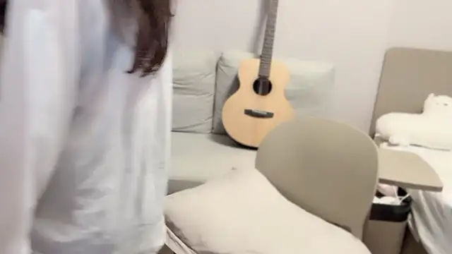 A-xena online show from 10/25/25, 02:55