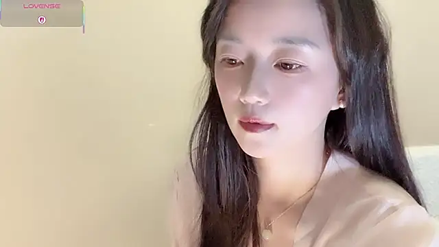 A-xena online show from 12/18/25, 02:54