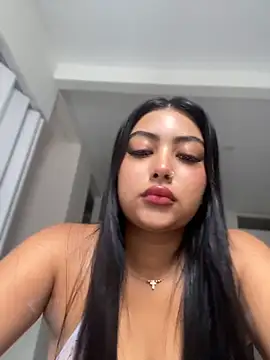 NatashaBrown12 online show from 05/28/26, 02:23