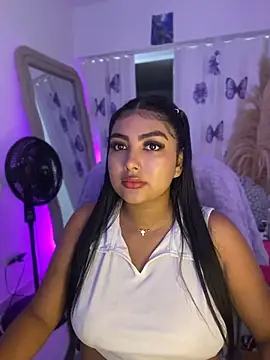 NatashaBrown12 online show from 05/13/26, 03:19