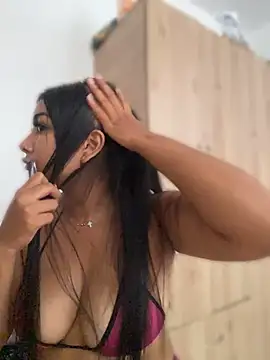 NatashaBrown12 online show from 04/30/26, 02:35