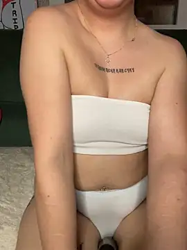 PetiteAngel666 online show from 04/09/26, 05:19