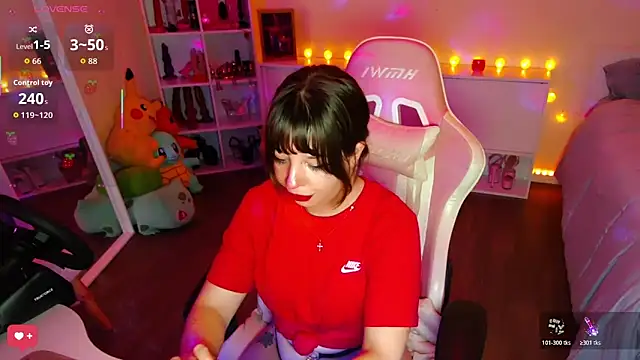 PetiteAngel666 online show from 02/18/26, 08:38