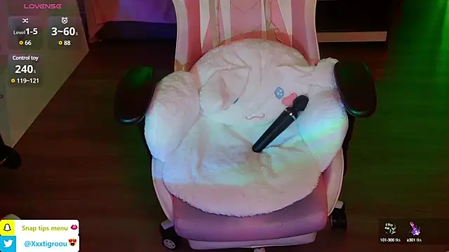 PetiteAngel666 online show from 02/25/25, 12:25
