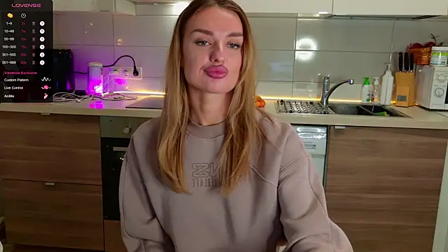 MissLovex online show from 11/13/25, 08:51