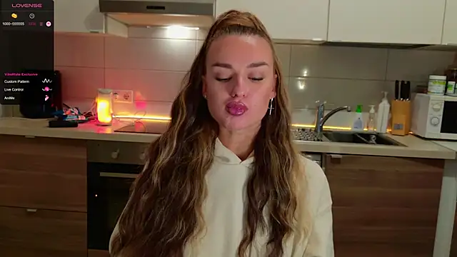 MissLovex online show from 11/27/25, 09:21