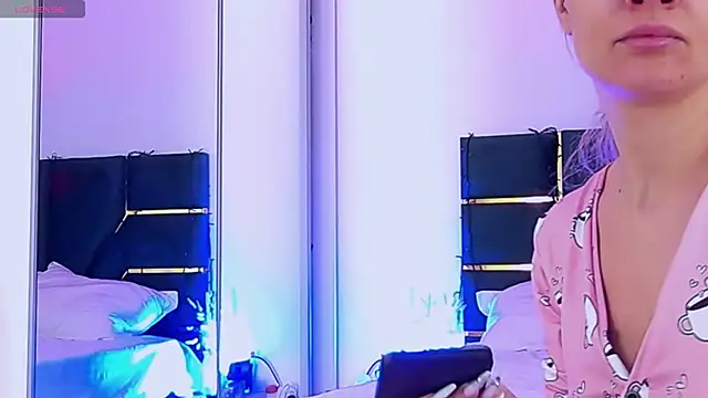 Snapshot of AllisonSweets chatting on 01/17/26, 11:58 AllisonSweets online show from 01/17/26, 11:58