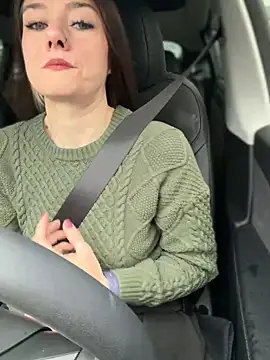 LadyLena1 online show from 11/26/25, 07:03