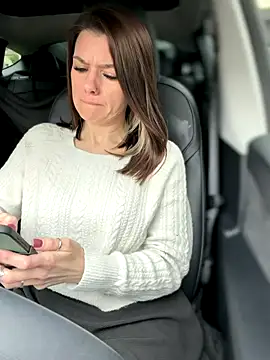 LadyLena1 online show from 11/13/25, 07:07