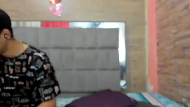 chicasirbo online show from 10/25/25, 12:32