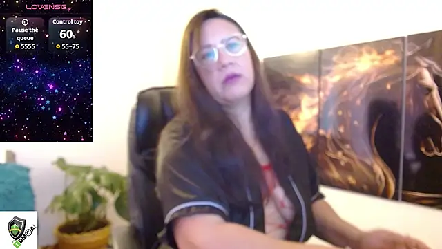 Snapshot of amalia_brunette chatting on 09/17/25, 07:05 amalia brunette online show from 09/17/25, 07:05