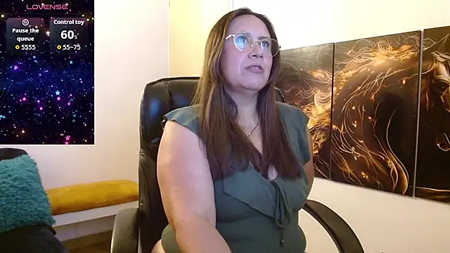 amalia brunette online show from 02/17/26, 11:24