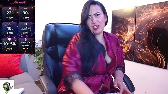 Snapshot of amalia_brunette chatting on 03/01/25, 10:53 amalia brunette online show from 03/01/25, 10:53