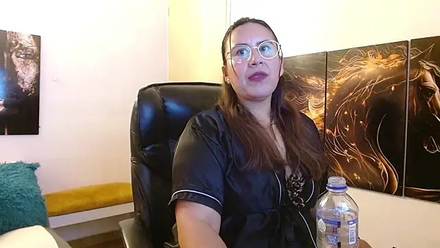 amalia brunette online show from 03/11/26, 11:32