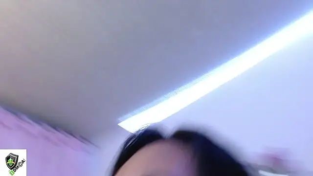 Snapshot of amalia_brunette chatting on 01/02/25, 02:43 amalia brunette online show from 01/02/25, 02:43