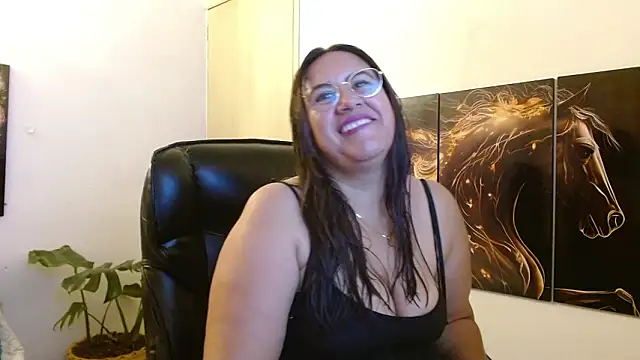 amalia brunette online show from 03/18/26, 07:33