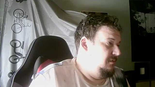 Snapshot of porkorossy chatting on 05/04/26, 08:50 porkorossy online show from 05/04/26, 08:50