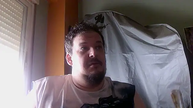 Snapshot of porkorossy chatting on 04/30/26, 07:59 porkorossy online show from 04/30/26, 07:59