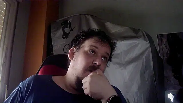 Snapshot of porkorossy chatting on 06/04/26, 08:52 porkorossy online show from 06/04/26, 08:52