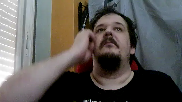 Snapshot of porkorossy chatting on 07/11/26, 01:11 porkorossy online show from 07/11/26, 01:11