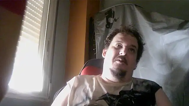 Snapshot of porkorossy chatting on 06/21/26, 01:39 porkorossy online show from 06/21/26, 01:39