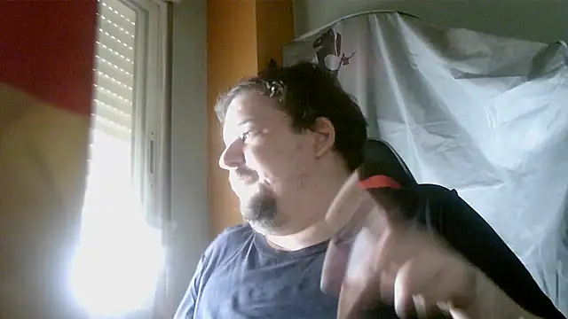 Snapshot of porkorossy chatting on 06/27/26, 08:31 porkorossy online show from 06/27/26, 08:31