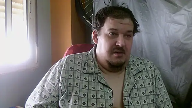 porkorossy online show from 10/31/25, 11:07