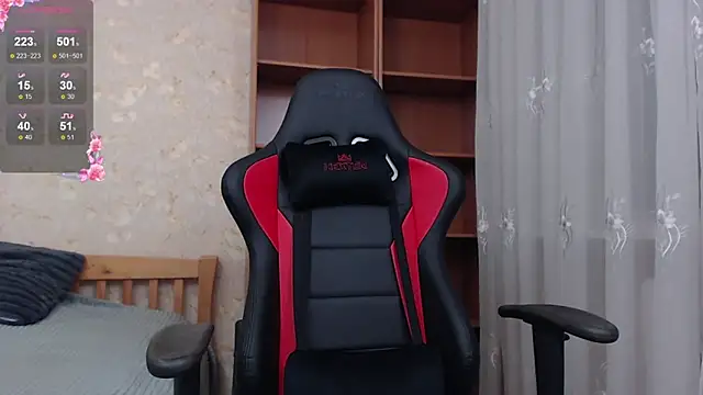 JuicyJess online show from 04/15/26, 07:51