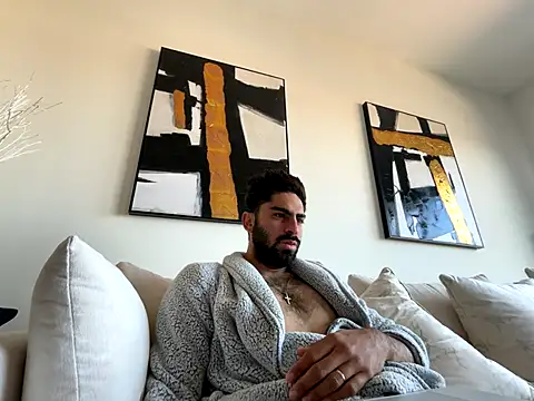 Snapshot of Carlos-195- chatting on 09/25/25, 04:13 Carlos-195- online show from 09/25/25, 04:13