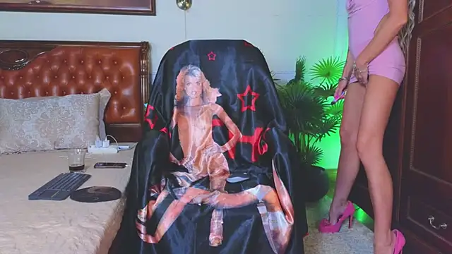 AlinaGrosu online show from 06/22/26, 06:49
