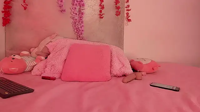 TiiffanyEvans1 online show from 03/05/25, 08:21